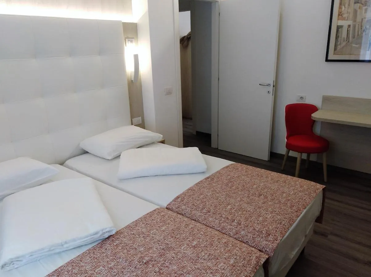 Hotel Orchidea Bardolino 3*,  Italien